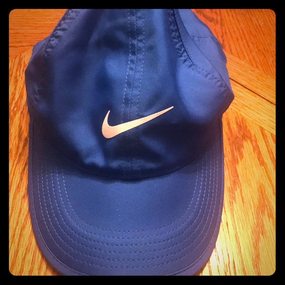 royal blue nike hat